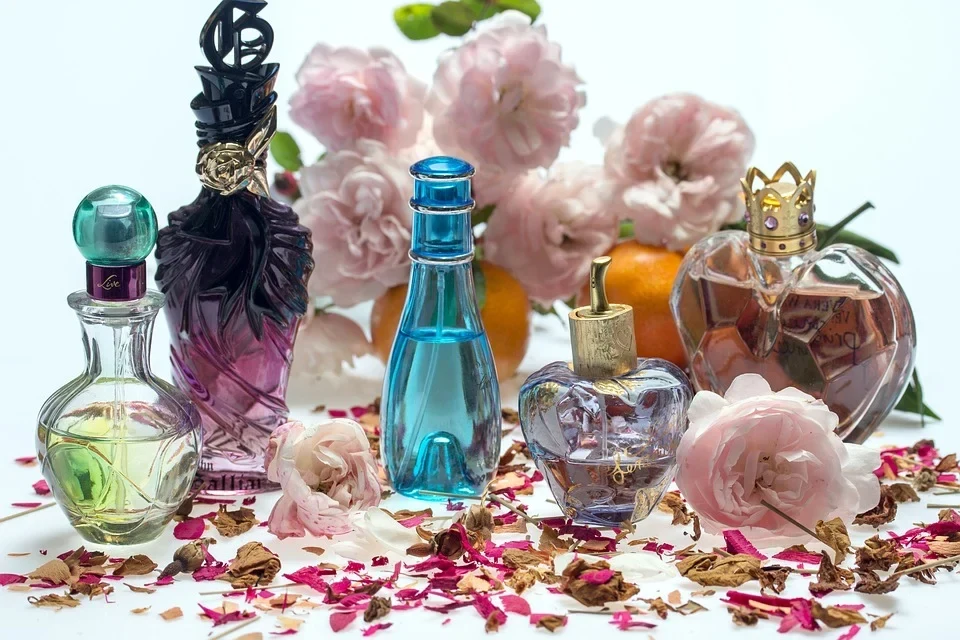 Clean & Natural Perfumes product example